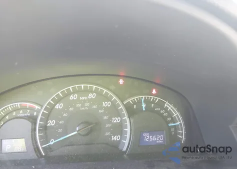 2012 Toyota Camry Xle z USA, uszkodzony, nr VIN 4T4BF1FK9CR244900